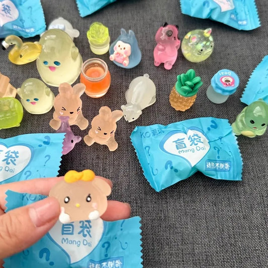 10/20/30/60PCS Glow In The Dark Mini Resin Animals