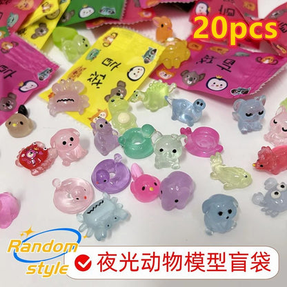 10/20/30/60PCS Glow In The Dark Mini Resin Animals
